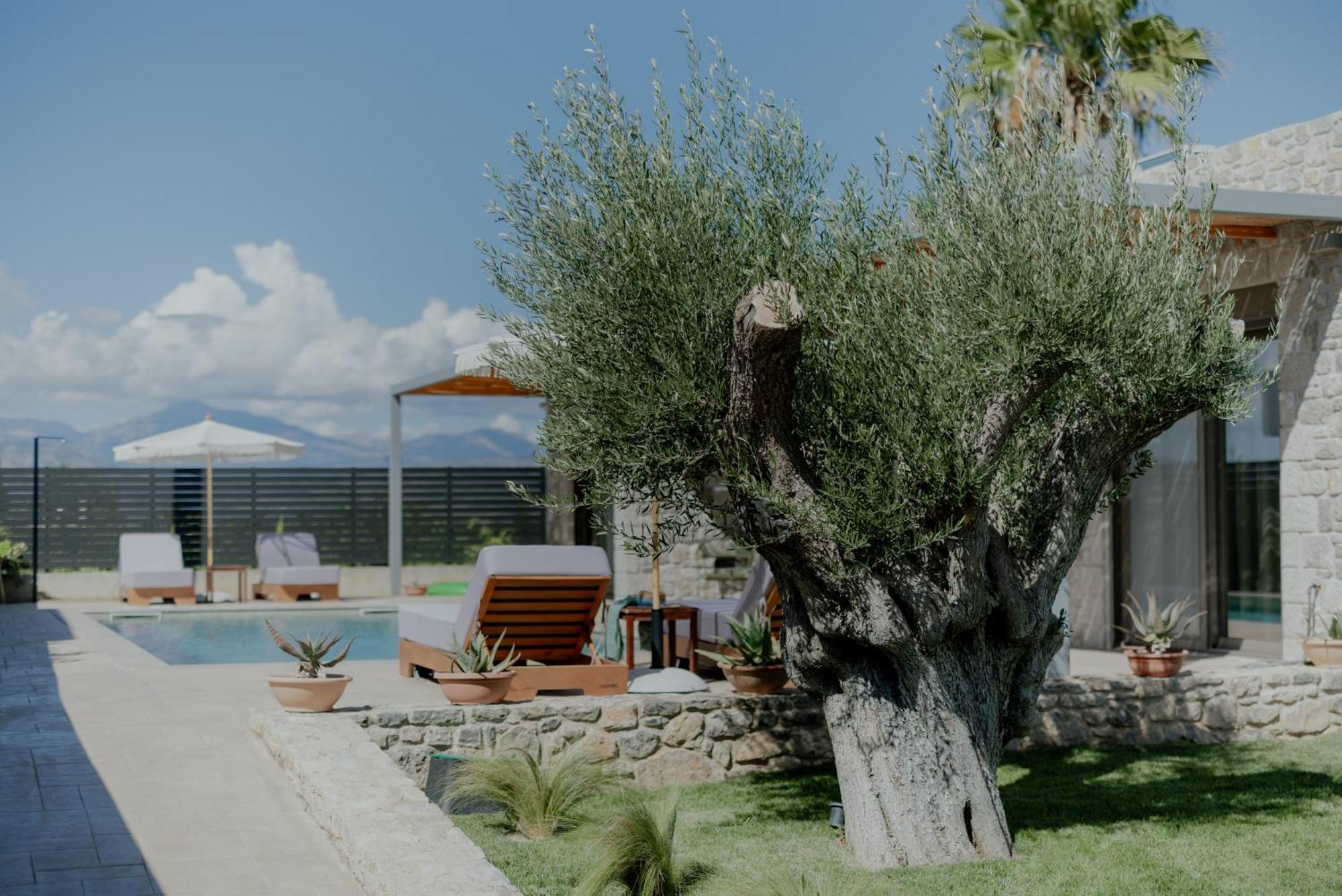 Niama Luxury Apartments Nafplio Exterior photo