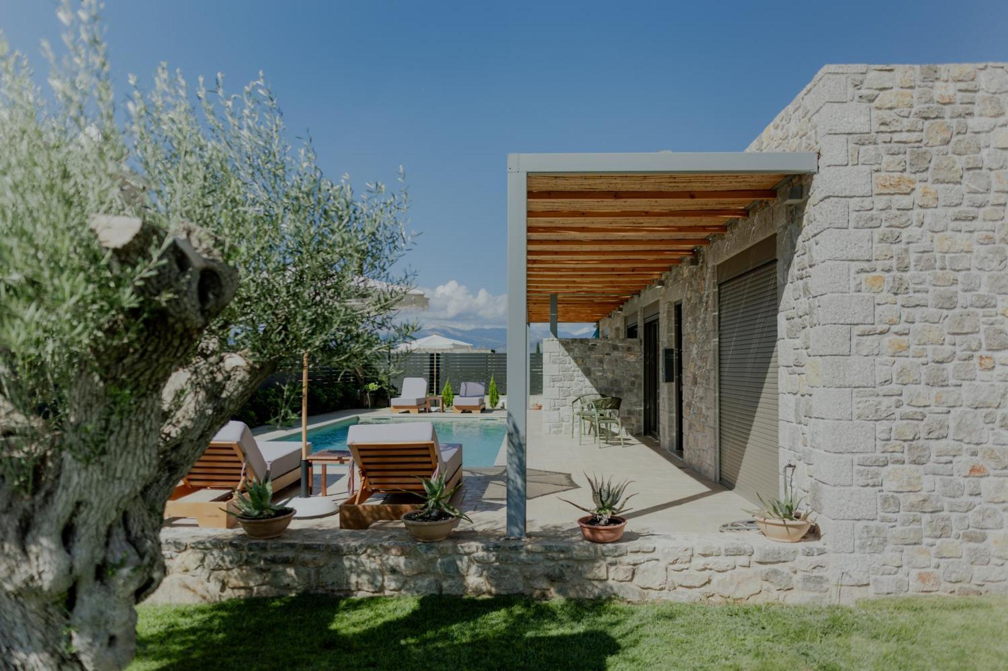 Niama Luxury Apartments Nafplio Exterior photo