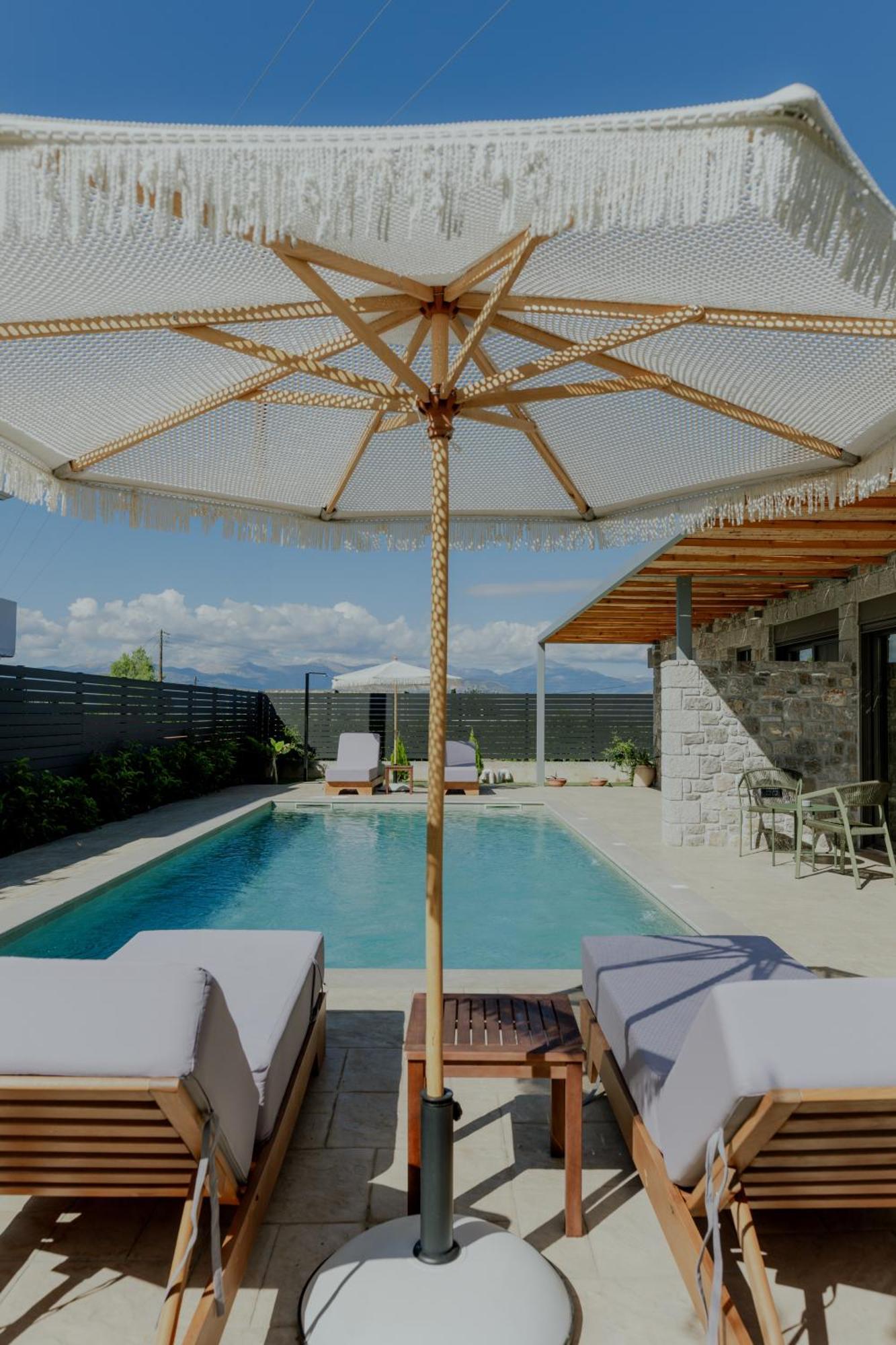 Niama Luxury Apartments Nafplio Exterior photo