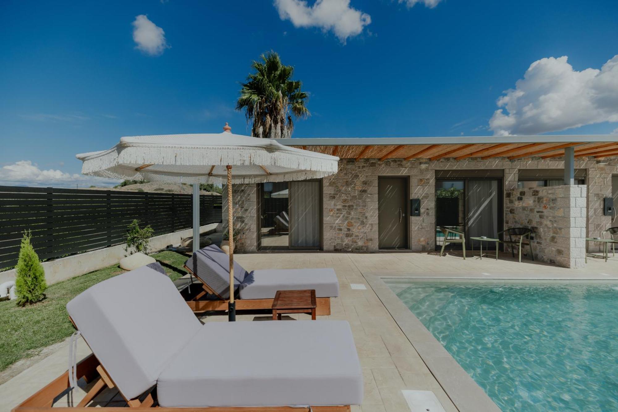 Niama Luxury Apartments Nafplio Exterior photo
