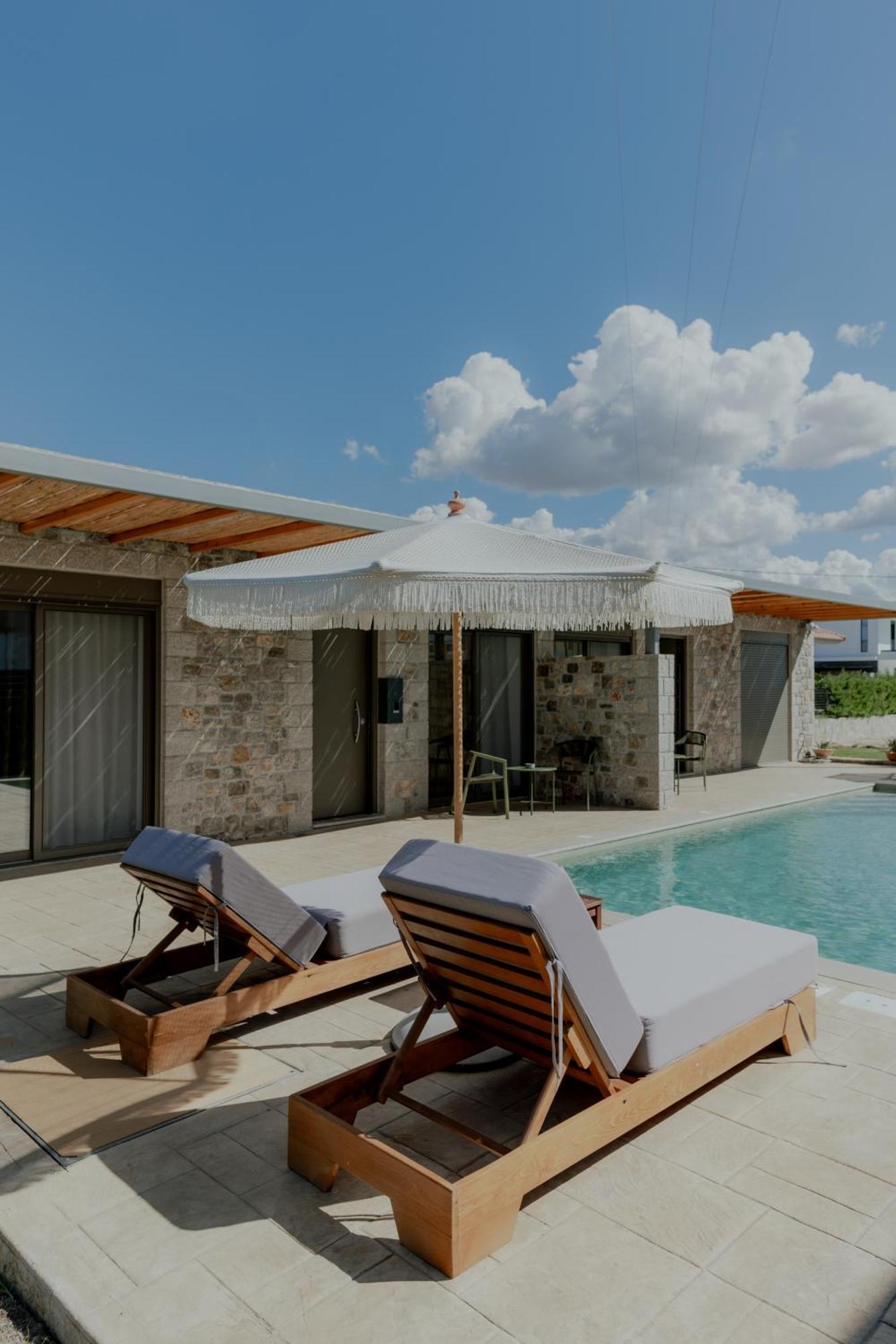 Niama Luxury Apartments Nafplio Exterior photo
